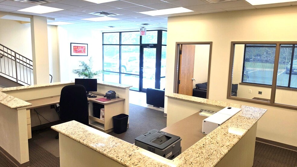 More Photos Of 43676 Trade Center Pl, Sterling Light Manufacturing For Sale