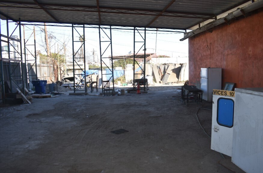 More Photos Of 621-633 E Manchester Ave, Los Angeles Land For Lease