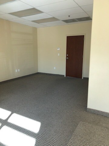 More Photos Of 912 W 1600 S, Saint George Unknown For Lease