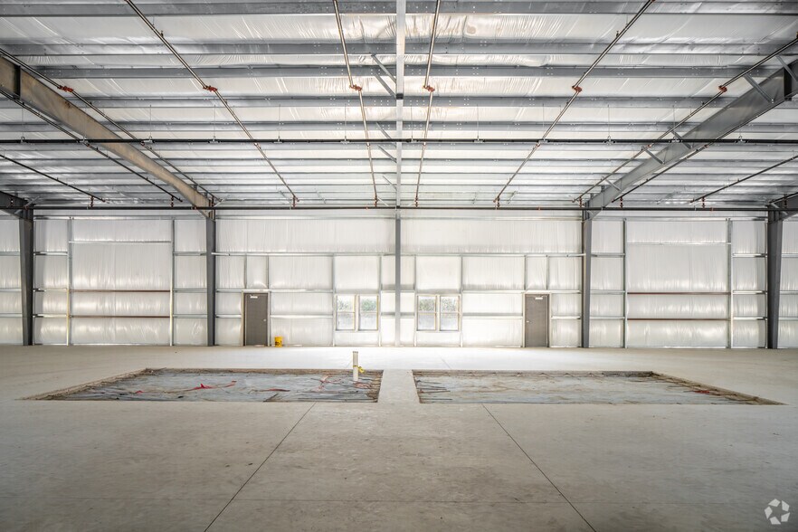 More Photos Of 1501 Leander Dr, Leander Warehouse For Lease