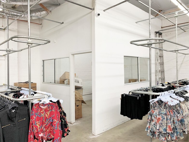 More Photos Of 1334 S Main St, Los Angeles Storefront Retail Office For Sale