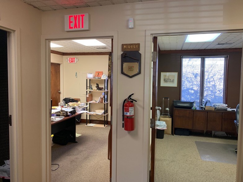 More Photos Of 882 S Matlack St, West Chester Office For Lease