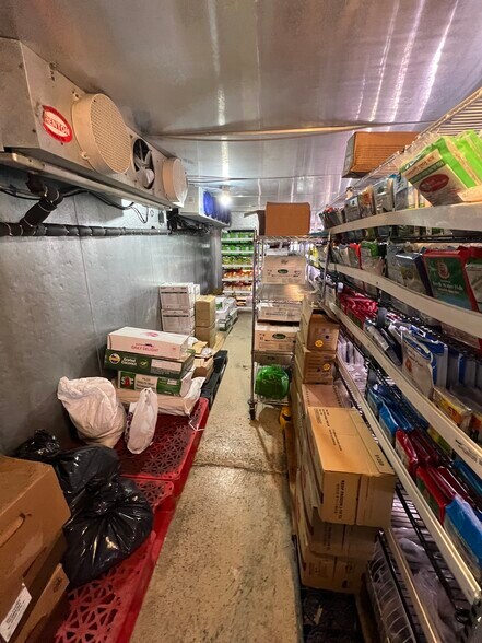 More Photos Of 139-141 Wayne Ave, Paterson Supermarket For Sale