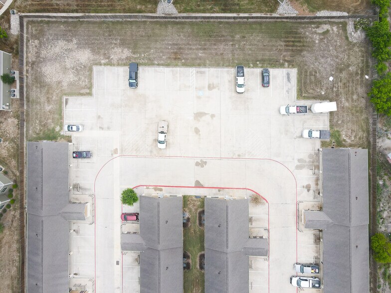 More Photos Of 301 W State Highway 72, Kenedy Hotel For Sale