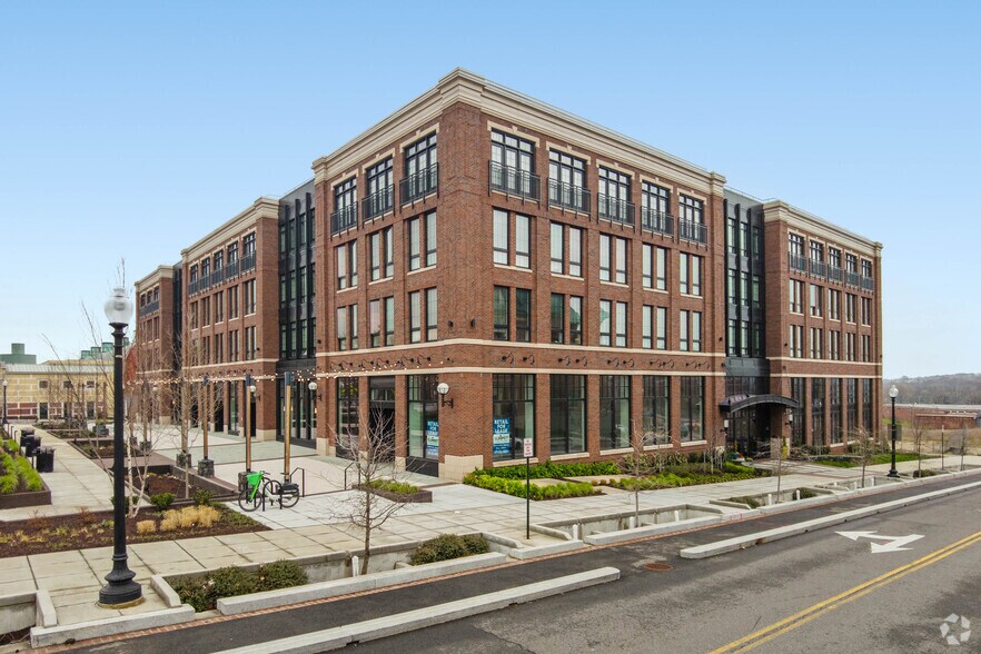 More Photos Of 1900 C St SE, Washington Apartments For Lease