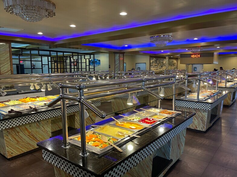 More Photos Of 730 W Spring Valley Rd, Richardson Restaurant For Sale