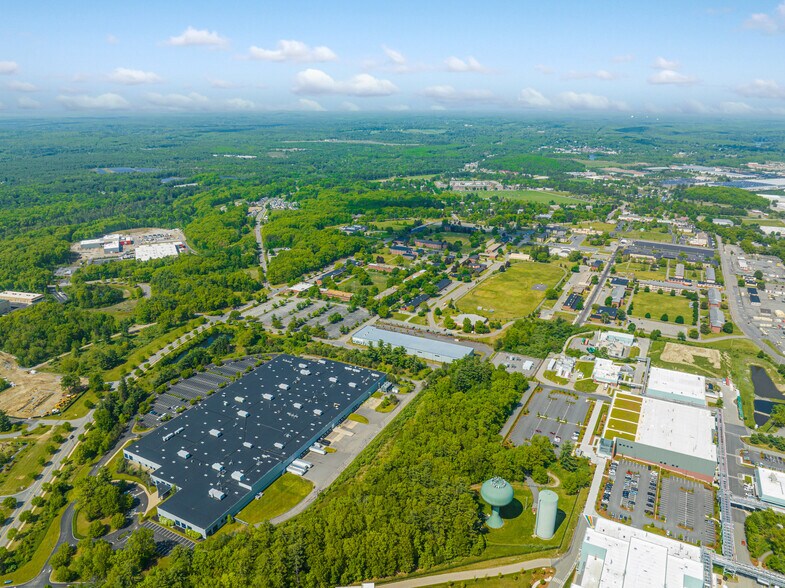 More Photos Of 4 MacArthur Ave, Devens Warehouse For Lease