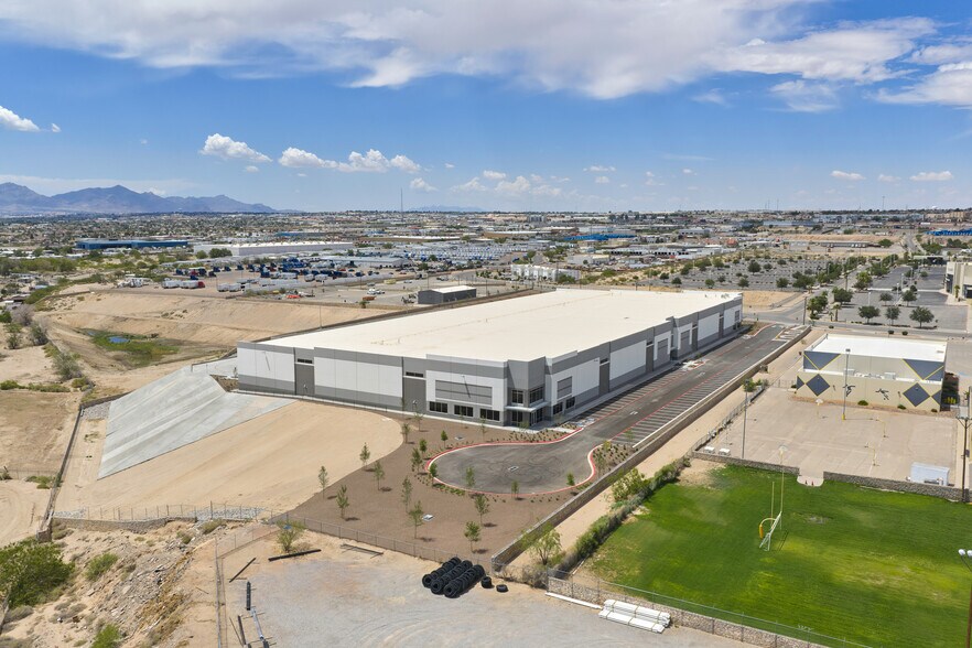 More Photos Of 8900 Escobar Dr, El Paso Distribution For Sale