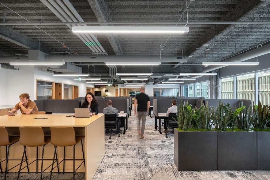 More Photos Of 1711 Boren Ave, Seattle Office For Lease