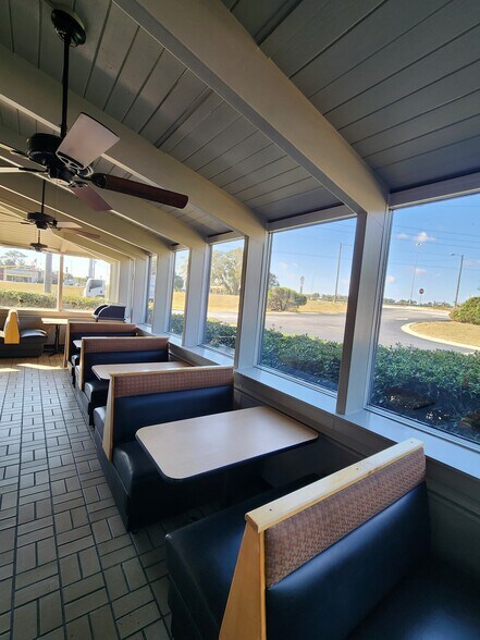 More Photos Of 1020 Horse Creek Rd SW, Darien Restaurant For Lease