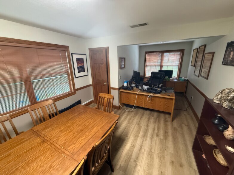 More Photos Of 10580 Dickson Rd, Plymouth Winery Vineyard For Sale