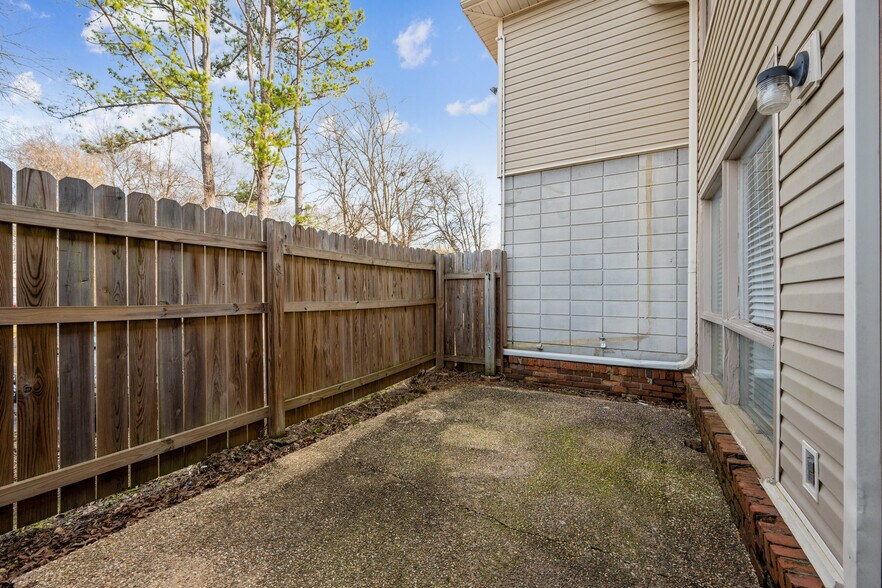 More Photos Of 1614 Somerville Rd SE, Decatur Apartments For Sale