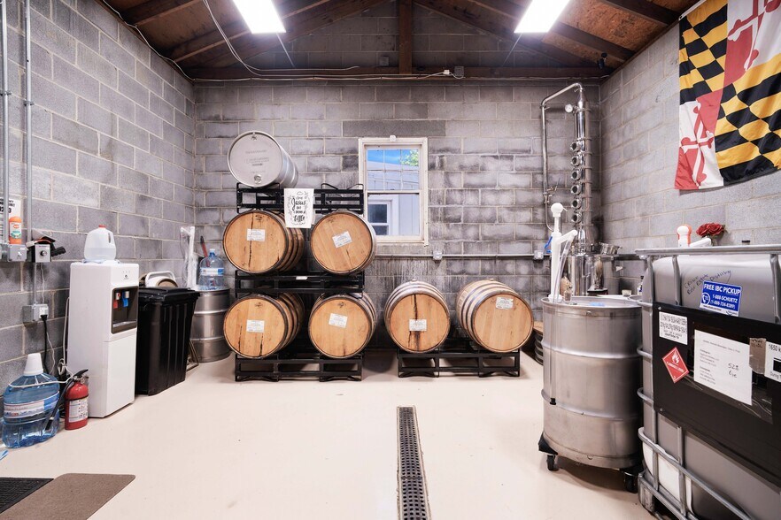 More Photos Of 1902 Jefferson Pike, Brunswick Lodge Meeting Hall For Lease