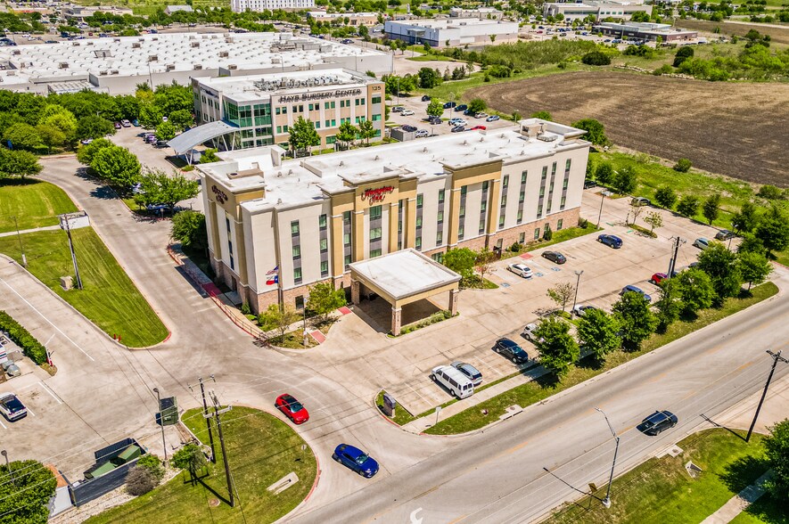 More Photos Of 151 Bunton Creek Rd, Kyle Hotel For Sale