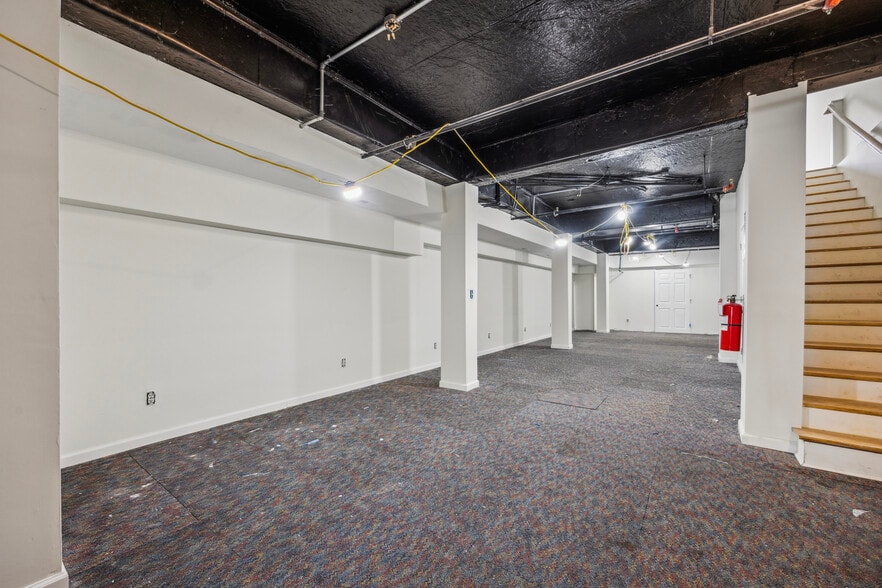 More Photos Of 235 E Market St, West Chester Apartments For Lease