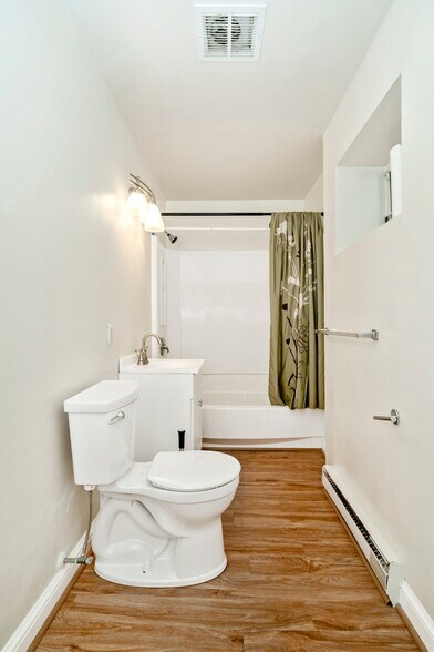 More Photos Of 25930 Ridge Rd, Damascus Apartments For Sale