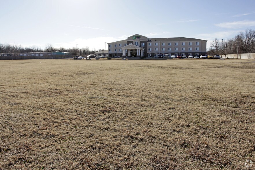 Primary Photo Of 7840 NW 39th Expy, Bethany Land For Sale