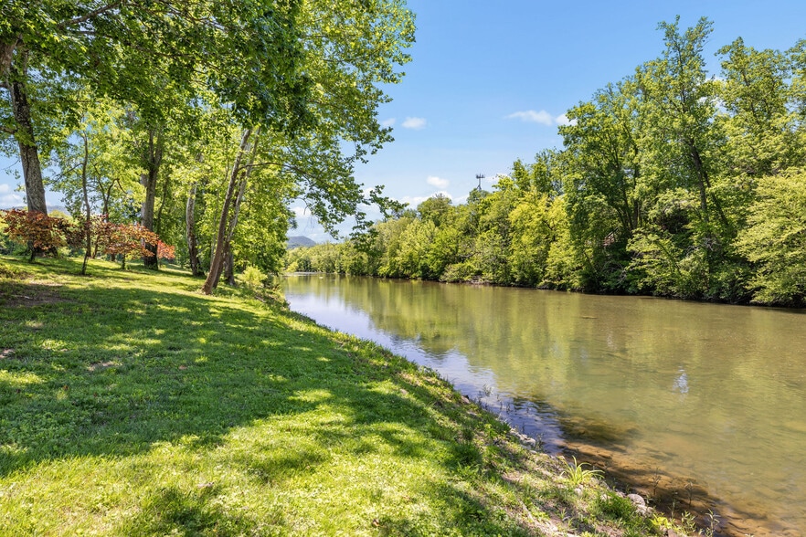 More Photos Of 4301 Longdale Furnace Rd, Clifton Forge Lodge Meeting Hall For Sale
