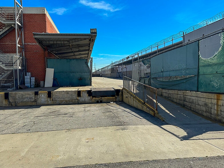 More Photos Of 4700 S Boyle Ave, Vernon Warehouse For Lease