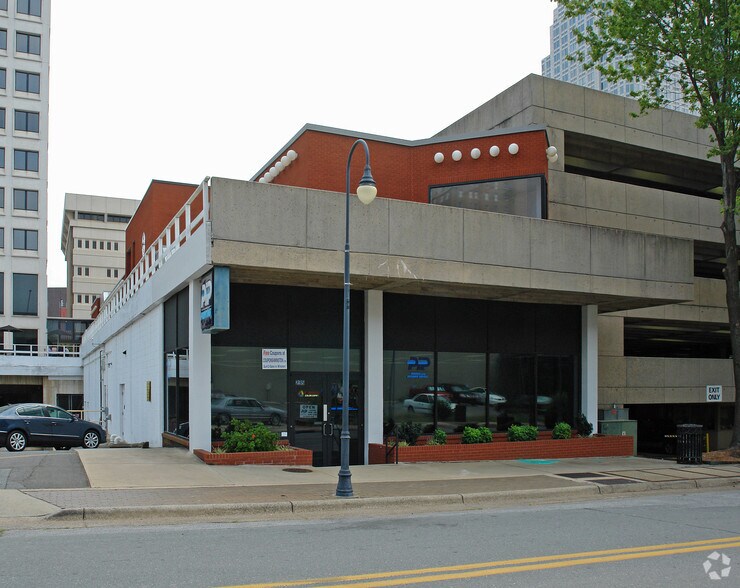 Primary Photo Of 235 Town Run Ln, Winston-Salem Freestanding For Lease