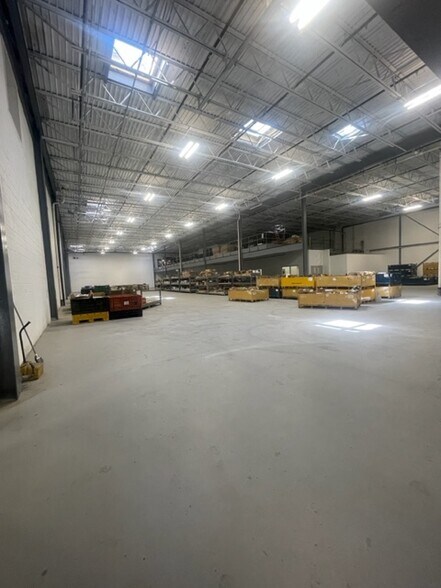 More Photos Of 46 Ash St, Spartanburg Industrial For Sale