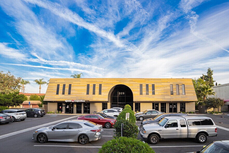 More Photos Of 328 S Atlantic Blvd, Monterey Park Office For Lease