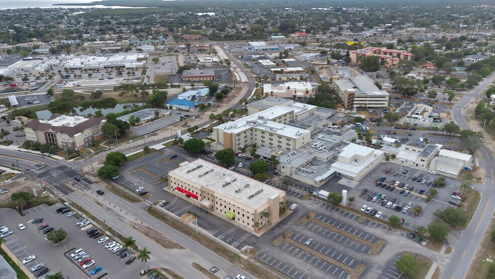 More Photos Of 2525 Harbor Blvd, Port Charlotte Medical For Lease