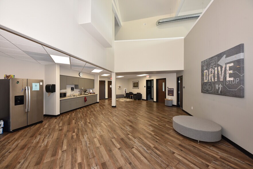 More Photos Of N9450 Mohawk Rd, Theresa Office For Sale