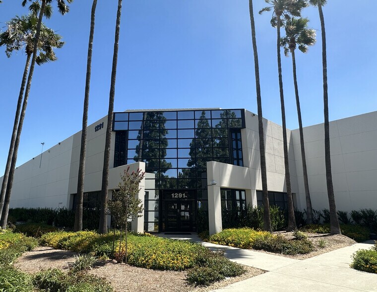 Primary Photo Of 1291 S Vintage Ave, Ontario Distribution For Lease