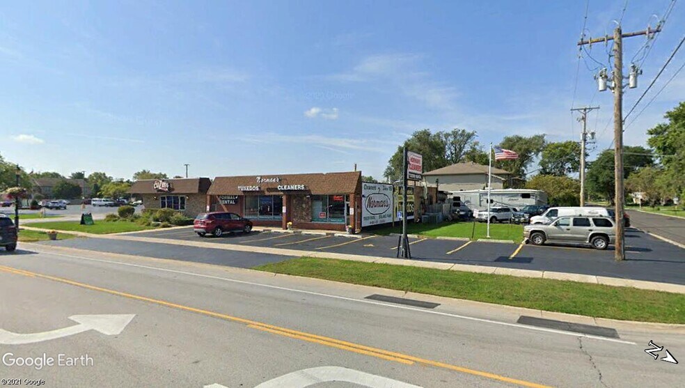 More Photos Of 17702 Oak Park Ave, Tinley Park Storefront Retail Office For Sale