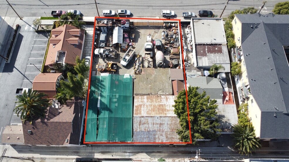 More Photos Of 1344 Temple Ave, Long Beach Service For Sale