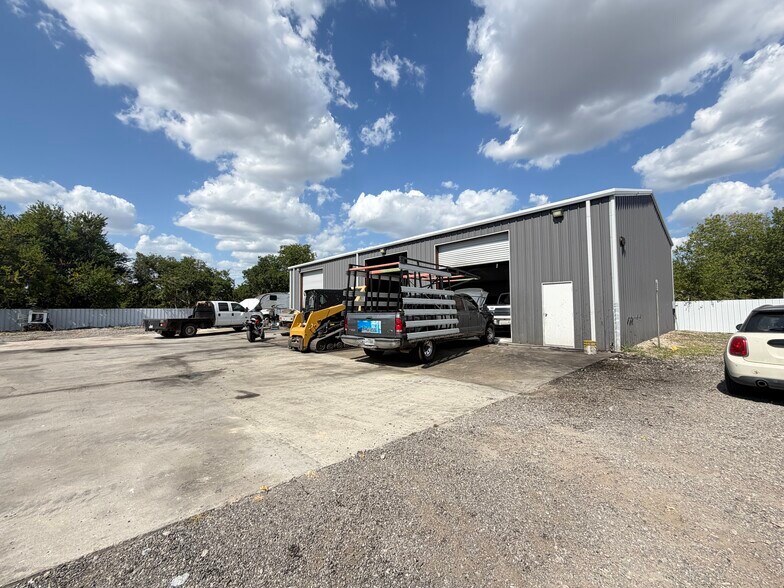 More Photos Of 1222 Jackson St, Red Oak Land For Sale
