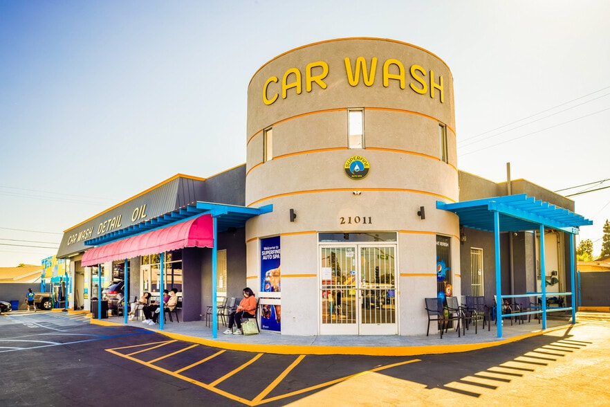 More Photos Of 21011 Pioneer Blvd, Lakewood Carwash For Sale