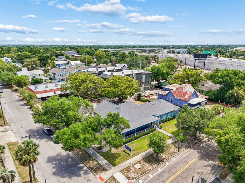 More Photos Of 402 E 7th Ave, Tampa Office For Sale
