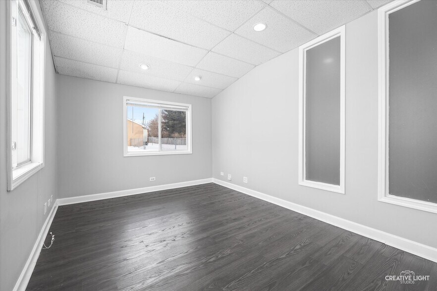 More Photos Of 9560 S State Route 31, Algonquin Medical For Sale