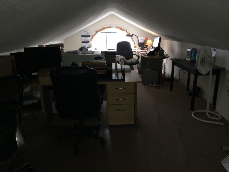 More Photos Of 635 E Bay St, Charleston Office Residential For Lease