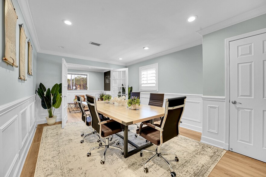 More Photos Of 101 SE Martin Luther King Jr Blvd, Stuart Office For Sale