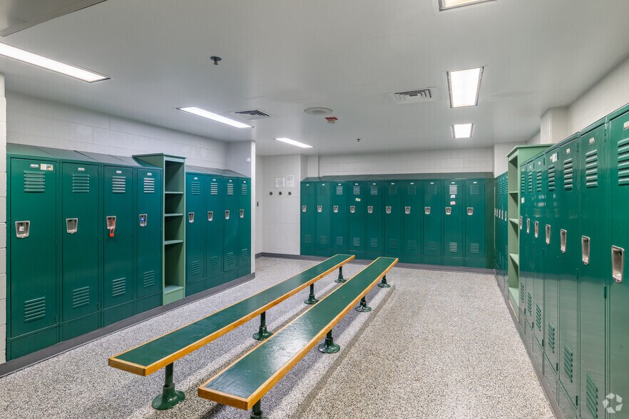 More Photos Of 3301 N Front St, Harrisburg Office For Sale