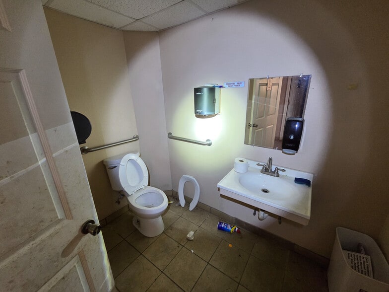 More Photos Of 3833 US-220, Jackson Springs General Retail For Sale