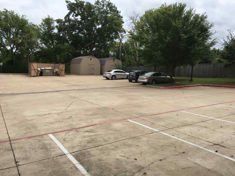 More Photos Of 306 E Randol Mill Rd, Arlington Office For Lease