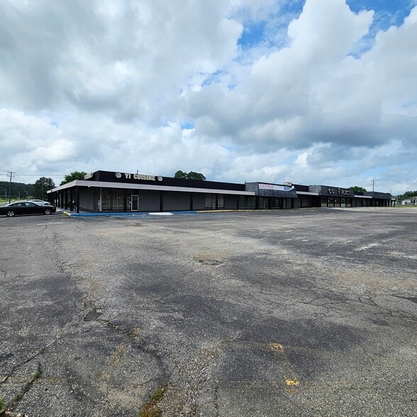 More Photos Of 2244 Highway 78, Sumiton General Retail For Sale