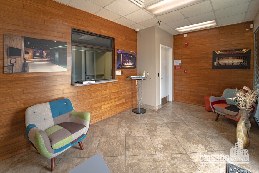 More Photos Of 4311 Director Dr, San Antonio Warehouse For Lease