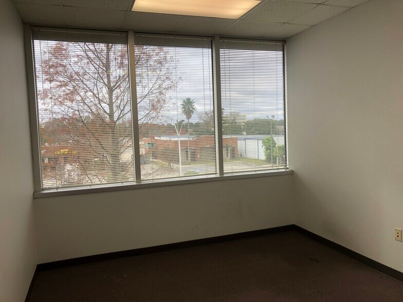 More Photos Of 3029 S Sherwood Forest Blvd, Baton Rouge Loft Creative Space For Lease