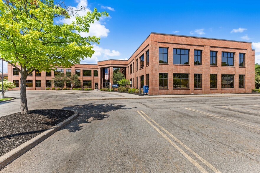 More Photos Of 171 Sullys Trl, Pittsford Office For Lease