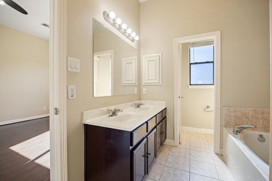 More Photos Of 12989 Bellaire Blvd, Houston Storefront For Sale