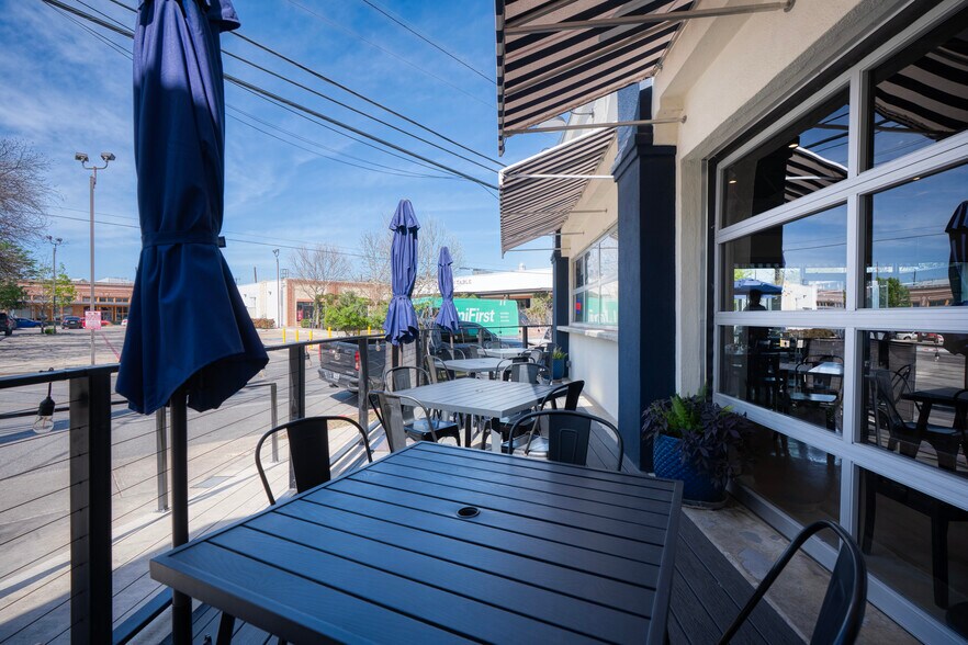 More Photos Of 620 S Presa St, San Antonio Restaurant For Sale