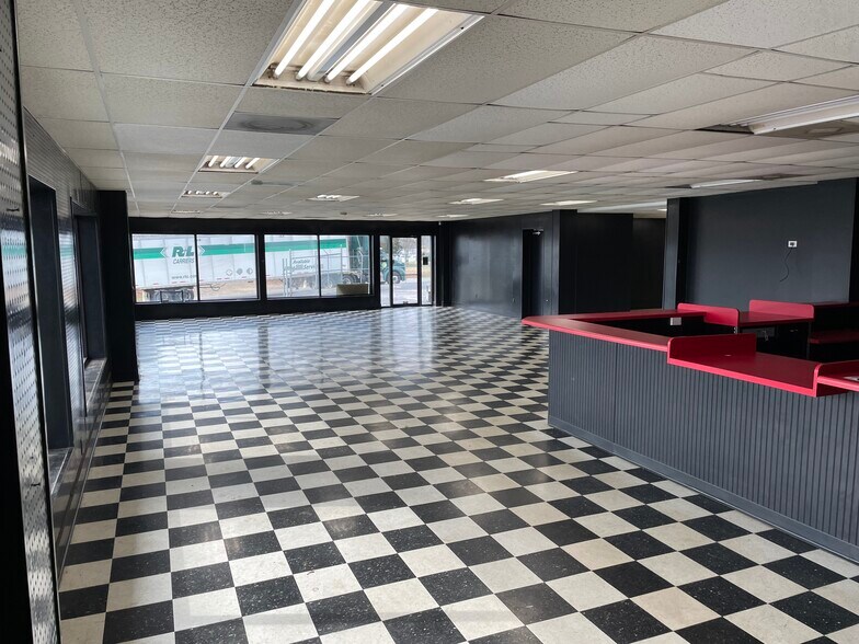 More Photos Of 403 Highway 183, Piedmont Light Manufacturing For Lease