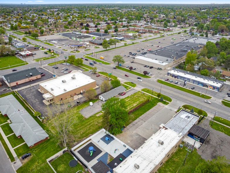More Photos Of 228 Inkster Rd, Inkster Apartments For Sale