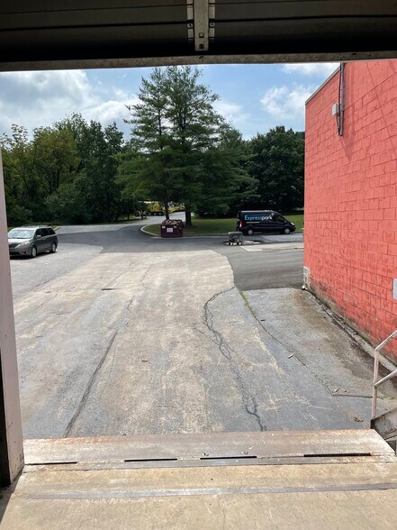More Photos Of 633-637 Jeffers Cir, Exton Industrial For Sale