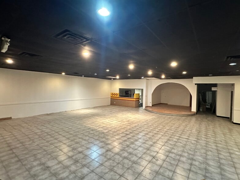 More Photos Of 3018 S State St, Salt Lake City Storefront For Lease